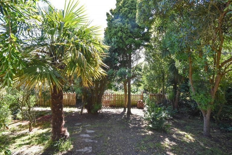 Photo of property in 17 Virginia Avenue, Broad Bay, Dunedin, 9014