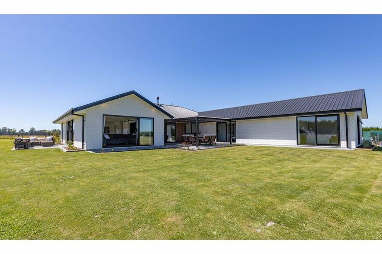 Photo of property in 647 Mairaki Road, Fernside, Rangiora, 7471