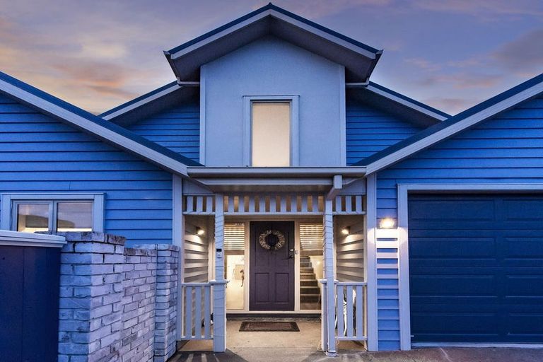 Photo of property in 8 Excalibur Place, Burwood, Christchurch, 8083