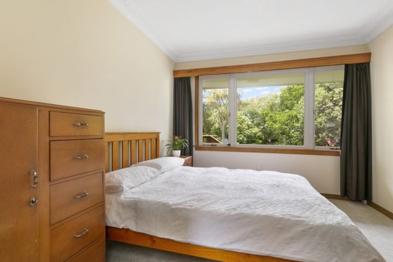 Photo of property in 32 Woodward Avenue, Mangere Bridge, Auckland, 2022