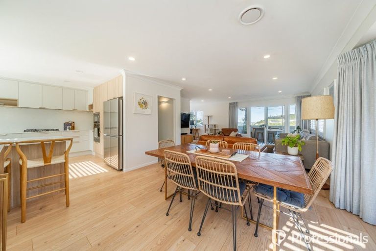 Photo of property in 115 Normandale Road, Normandale, Lower Hutt, 5010