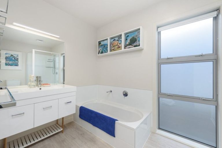 Photo of property in 8 Boulder Lane, Pyes Pa, Tauranga, 3112