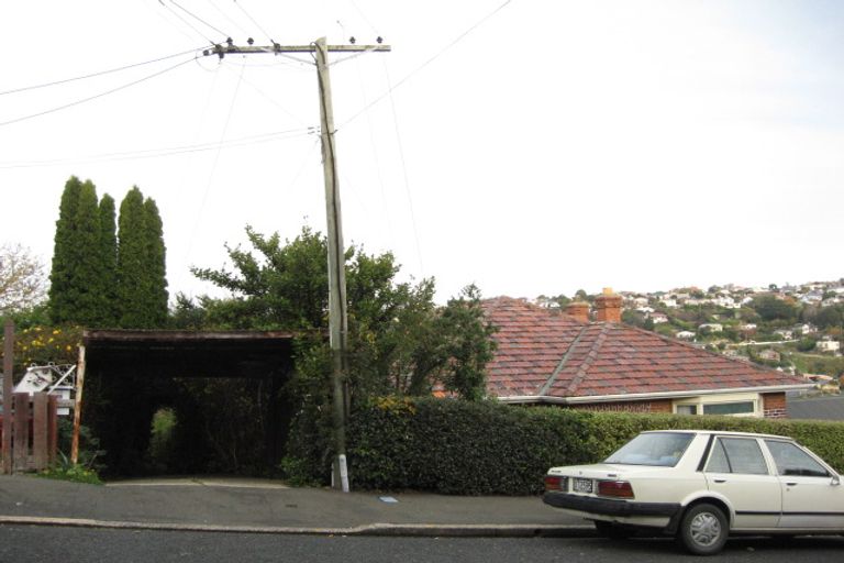 Photo of property in 18 Farley Street, Kaikorai, Dunedin, 9010
