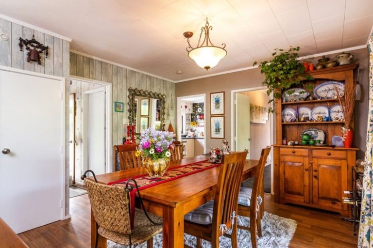 Photo of property in 15 Peehimanini Road, Waitahanui, Taupo, 3378