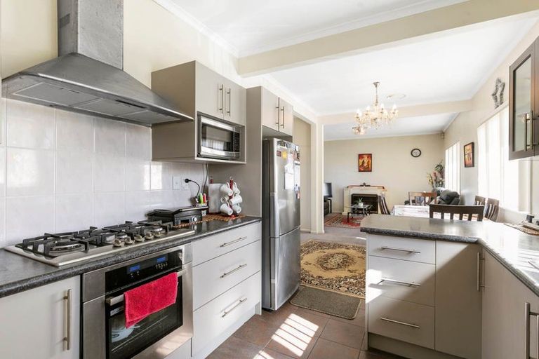 Photo of property in 1/76 Kenderdine Road, Papatoetoe, Auckland, 2025