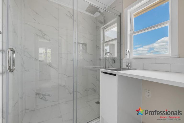 Photo of property in 27 Takanini Road, Takanini, 2112