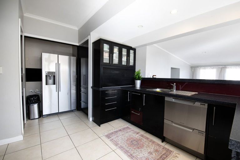 Photo of property in 41 Barker Road, Marewa, Napier, 4110