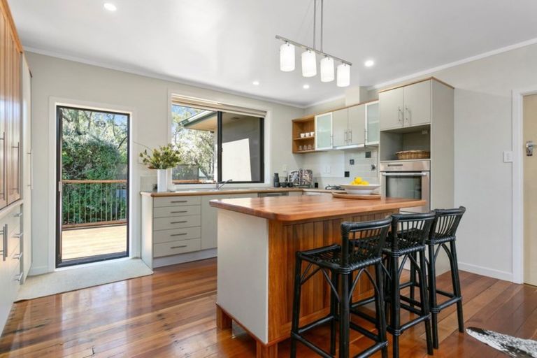 Photo of property in 15 Bowen Street, Cambridge, 3434