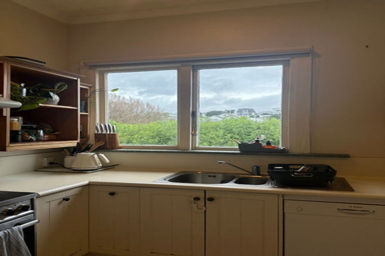 Photo of property in 127 Hataitai Road, Hataitai, Wellington, 6021