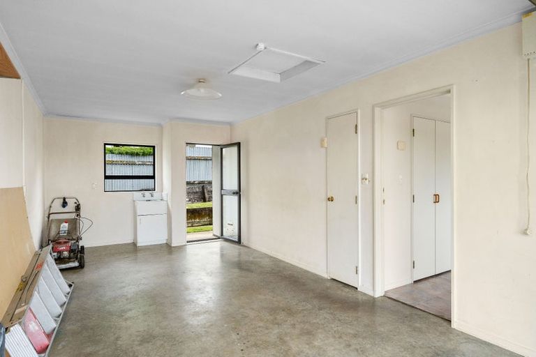 Photo of property in 125 Winchester Street, Levin, 5510