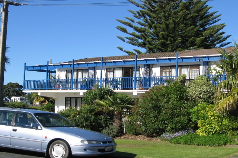 Photo of property in 2/41 Weiti Road, Orewa, 0931