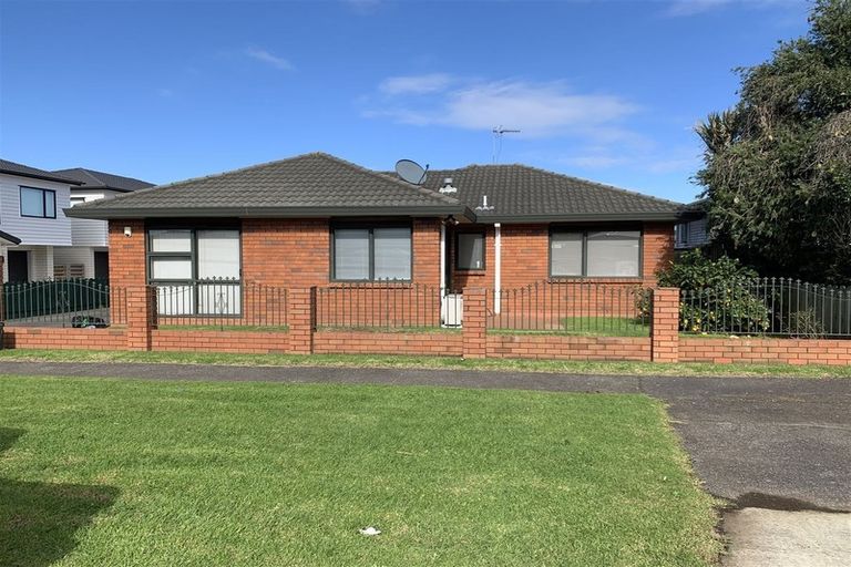 Photo of property in 1/35 Avis Avenue, Papatoetoe, Auckland, 2025