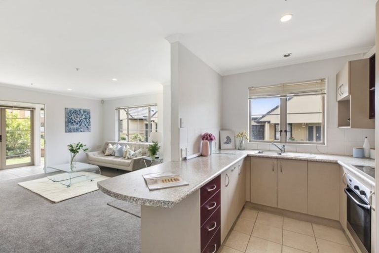 Photo of property in St Claire Village, 167/172 Mcleod Road, Te Atatu South, Auckland, 0610