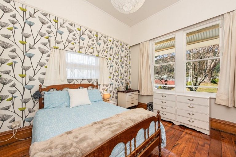 Photo of property in 99 Amohia Street, Paraparaumu, 5032