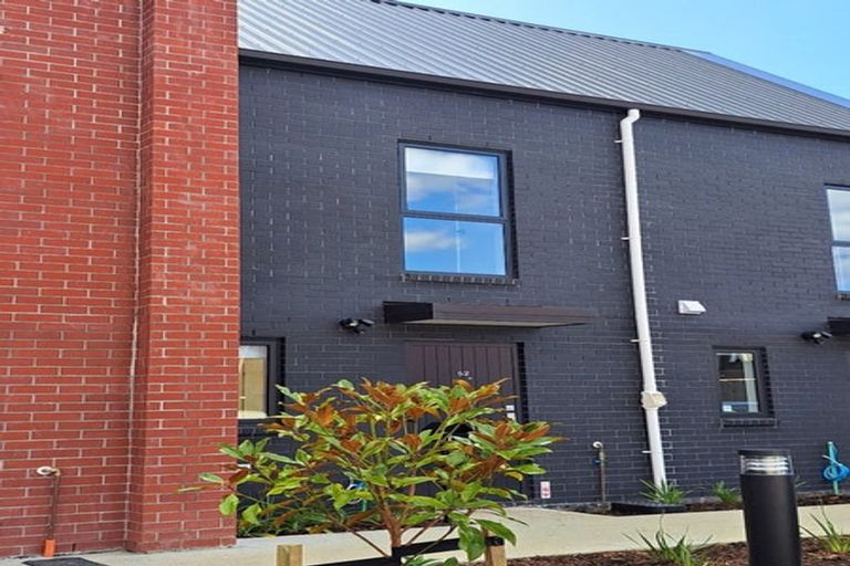 Photo of property in 2/125b Metcalfe Road, Ranui, Auckland, 0612