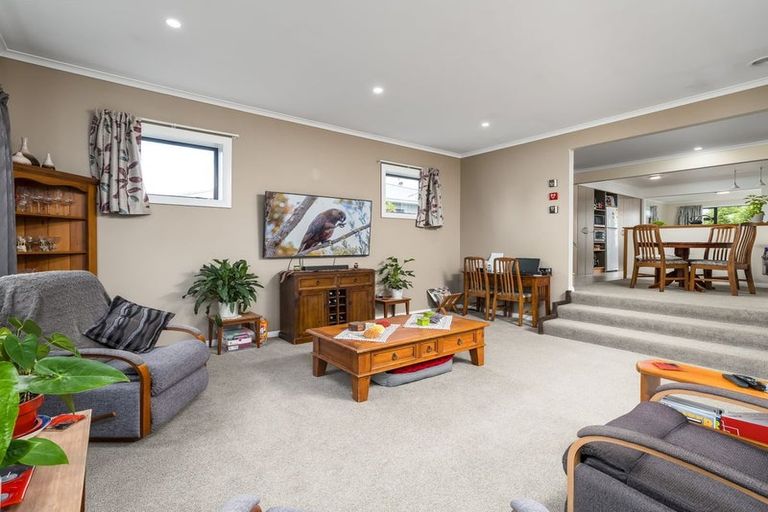 Photo of property in 3 Holmes Street, Waimate, 7924