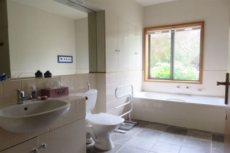 Photo of property in 67 Ribbonwood Road, Geraldine Downs, Geraldine, 7991