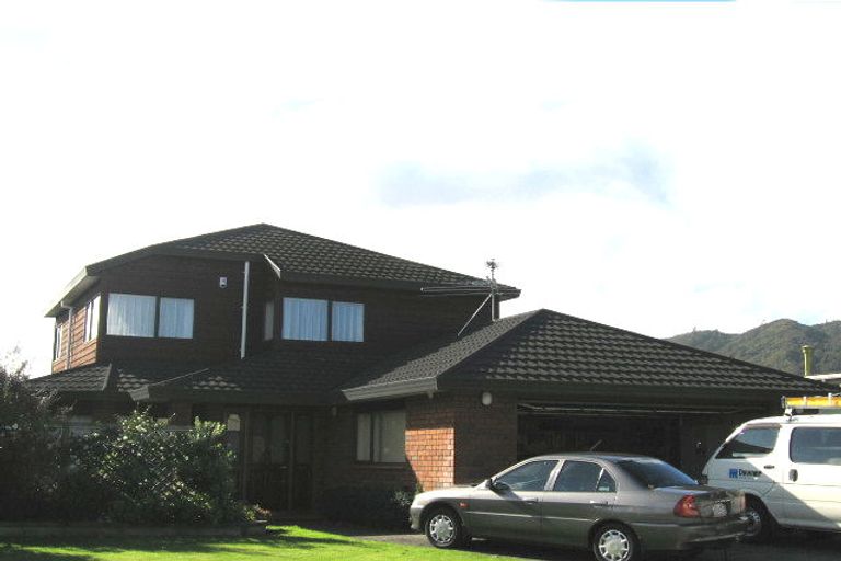 Photo of property in 34 De Menech Grove, Avalon, Lower Hutt, 5011