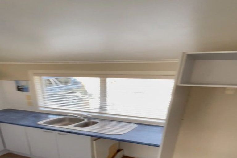 Photo of property in 3/61 Sunrise Avenue, Murrays Bay, Auckland, 0630