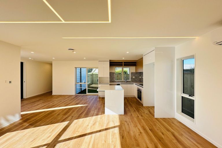 Photo of property in 115b Luke Street East, Otahuhu, Auckland, 1062