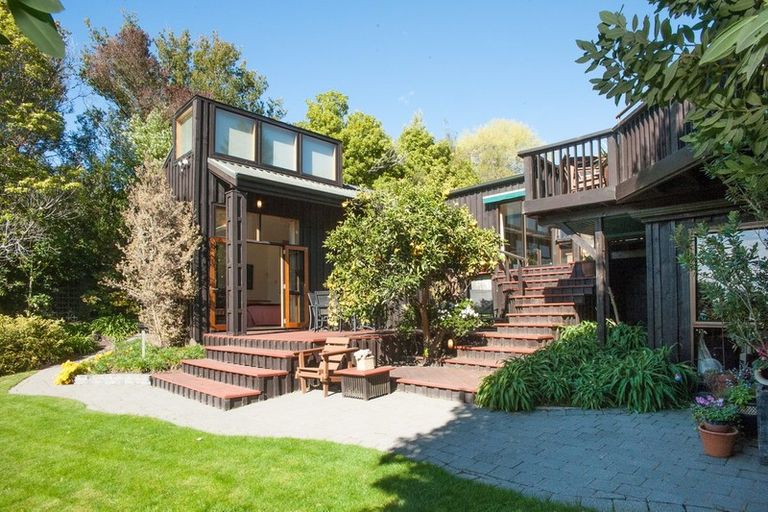 Photo of property in 7 Merlincote Crescent, Governors Bay, Lyttelton, 8971