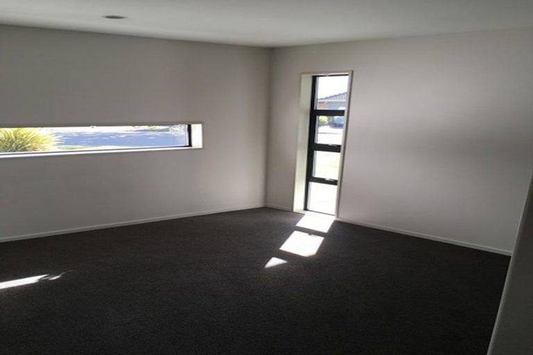 Photo of property in 20 Country Palms Drive, Halswell, Christchurch, 8025