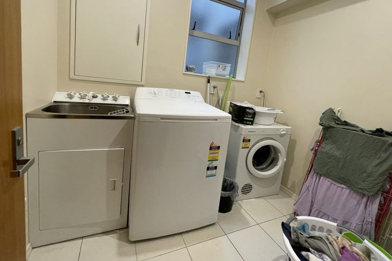 Photo of property in Construction House, 52/80 Kent Terrace, Mount Victoria, Wellington, 6011