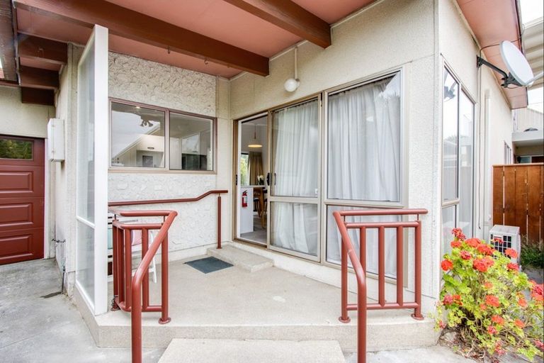 Photo of property in 19 Skerrett Crescent, Tamatea, Napier, 4112