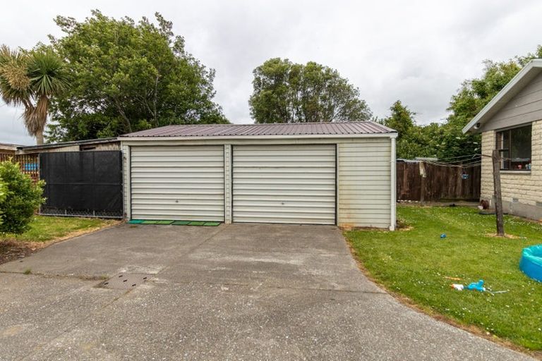 Photo of property in 685 Queens Drive, Waikiwi, Invercargill, 9810