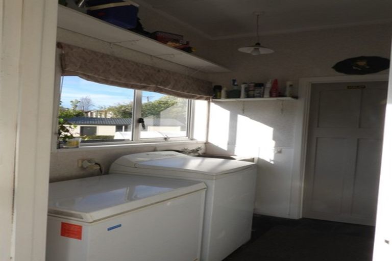 Photo of property in 60 Perth Street, South Hill, Oamaru, 9400