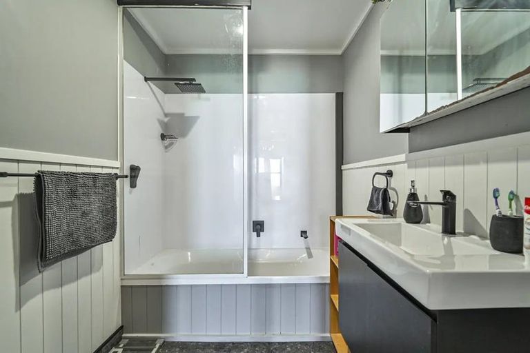 Photo of property in 700 Buller Street, Akina, Hastings, 4122