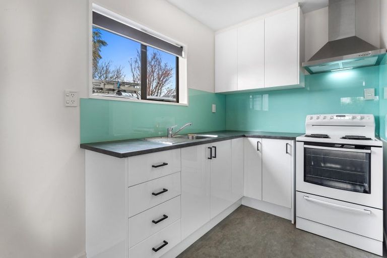 Photo of property in 2/88 Barbour Street, Waltham, Christchurch, 8011