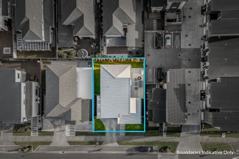 Photo of property in 5 Mccaw Avenue, Whenuapai, Auckland, 0618