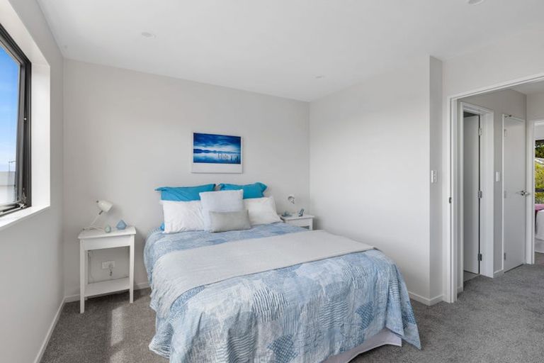 Photo of property in 1/85 Jaemont Avenue, Te Atatu South, Auckland, 0610