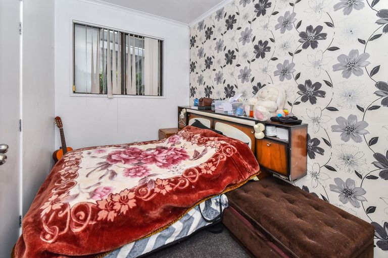 Photo of property in 516c Great South Road, Rosehill, Papakura, 2113