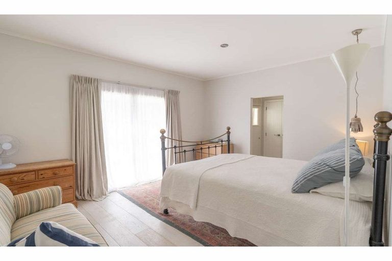 Photo of property in 37 Riverview Road, Kerikeri, 0230