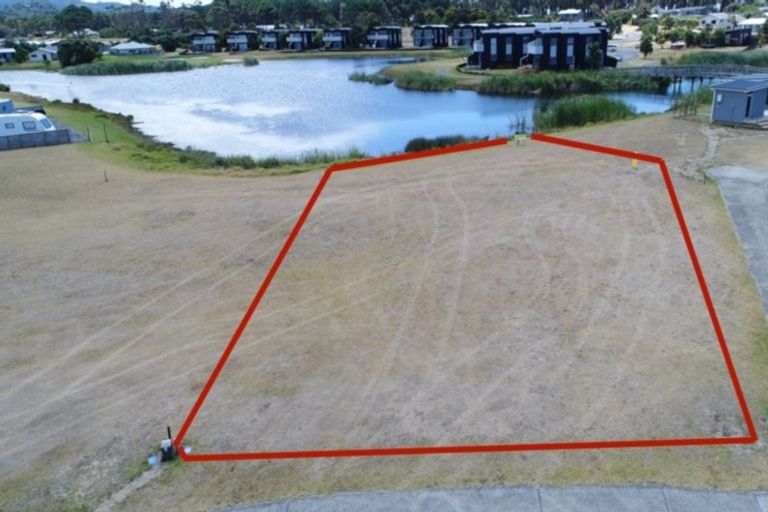 Photo of property in 105 Mahoe Place, Matarangi, Whitianga, 3592