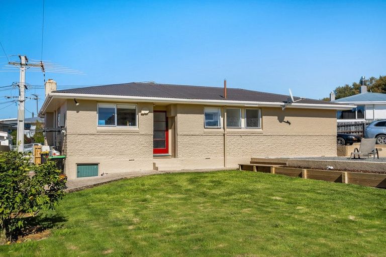 Photo of property in 35 Stephen Street, Halfway Bush, Dunedin, 9010