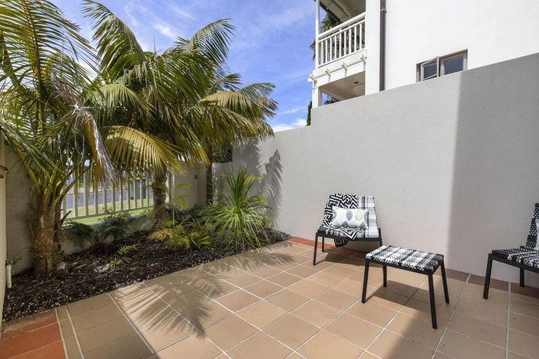 Photo of property in 295 Pinecrest Drive, Gulf Harbour, Whangaparaoa, 0930