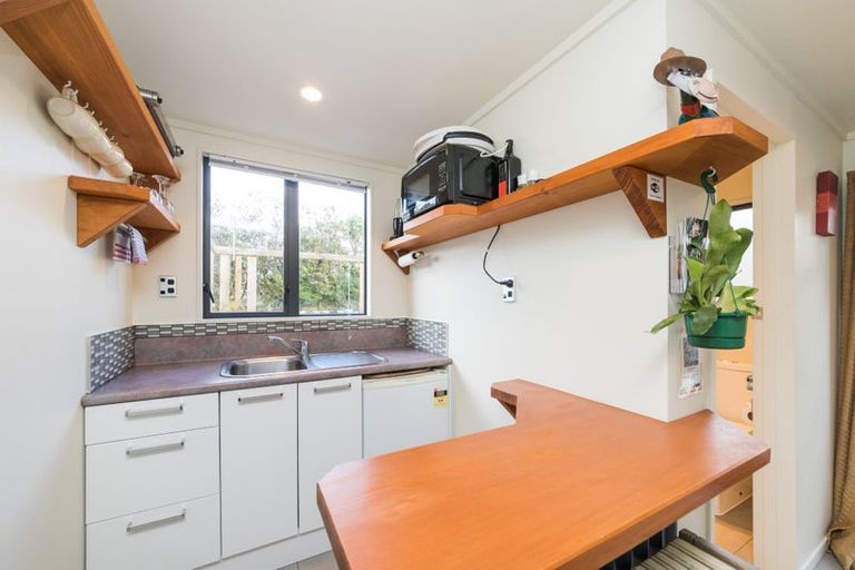 Photo of property in 24 Gorton Street, Bulls, 4818