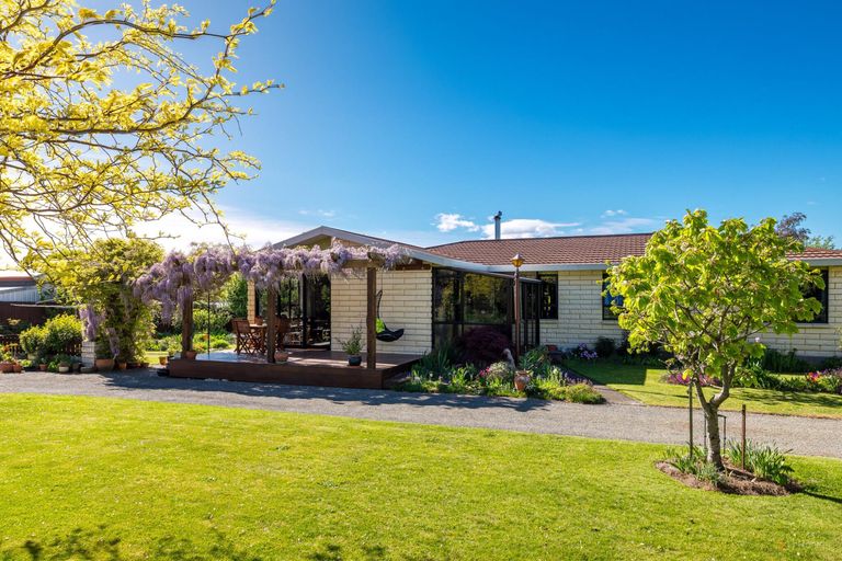 Photo of property in 1 Pitman Place, Waimate, 7924