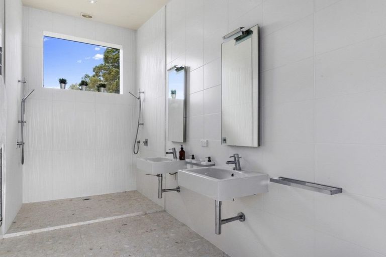 Photo of property in 197 Rodney Road, Whangateau, 0985