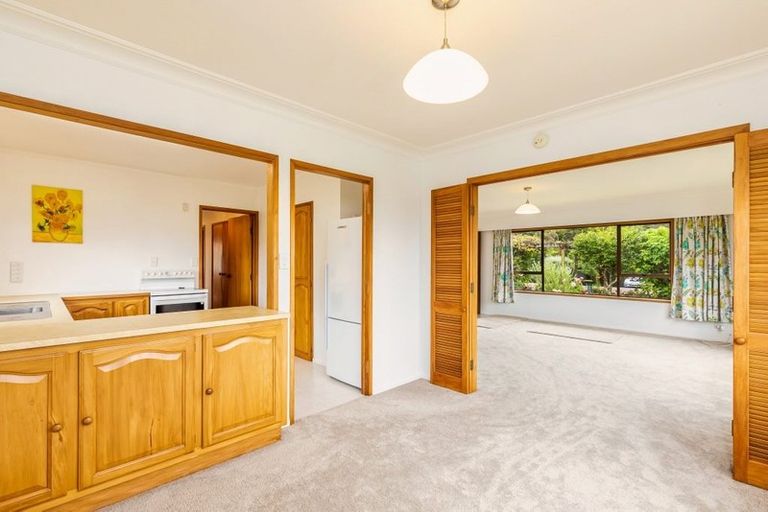 Photo of property in 232a Old Titirangi Road, Titirangi, Auckland, 0604