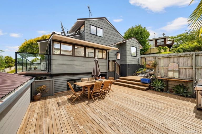 Photo of property in 19 Regia Close, Half Moon Bay, Auckland, 2012