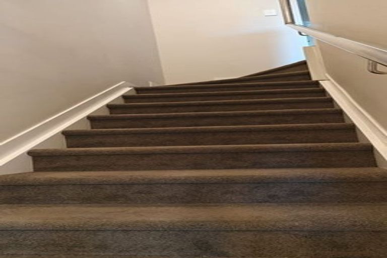 Photo of property in 5/58 Te Atatu Road, Te Atatu South, Auckland, 0610