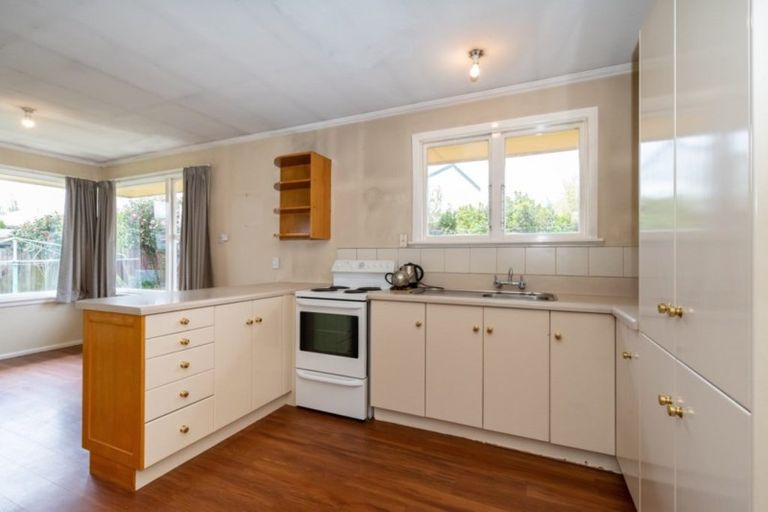 Photo of property in 28 Palmside Street, Somerfield, Christchurch, 8024