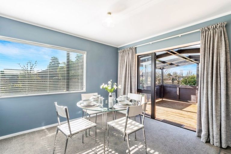 Photo of property in 1 Halcione Close, Flagstaff, Hamilton, 3210