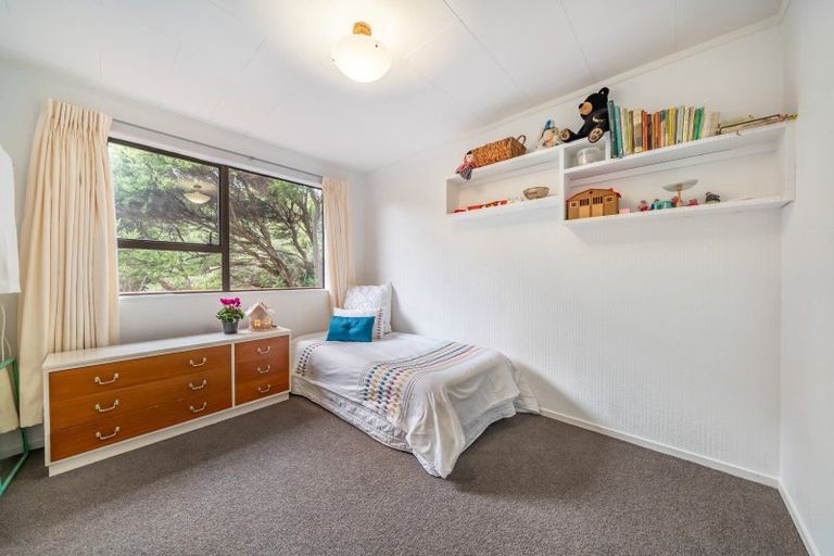 Photo of property in 20 Roys Road, Plimmerton, Porirua, 5026