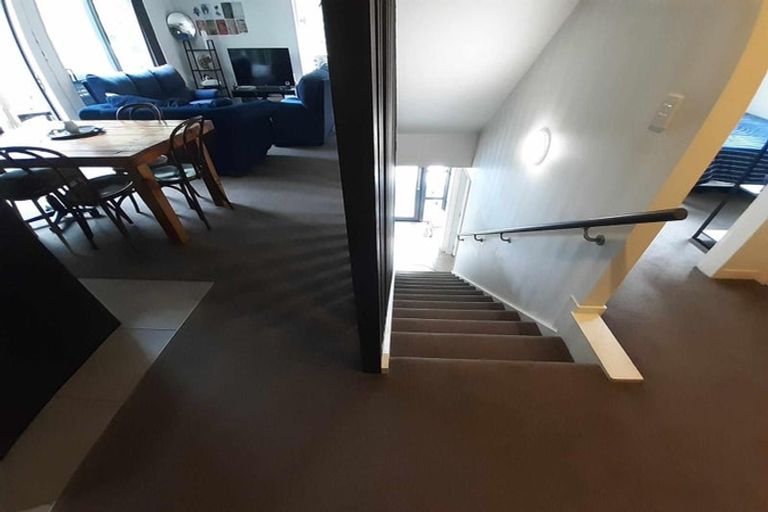 Photo of property in 121 Glenmore Street, Kelburn, Wellington, 6012