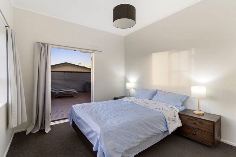Photo of property in 1/52 Northboro Road, Belmont, Auckland, 0622